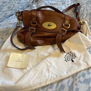 Mulberry authentic with dust bag Alexa style butterscotch colour handbag
